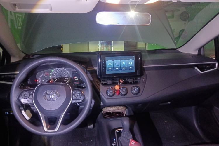 Used Toyota Corolla 2021 1.2T S-CVT Pioneer Edition Center Console