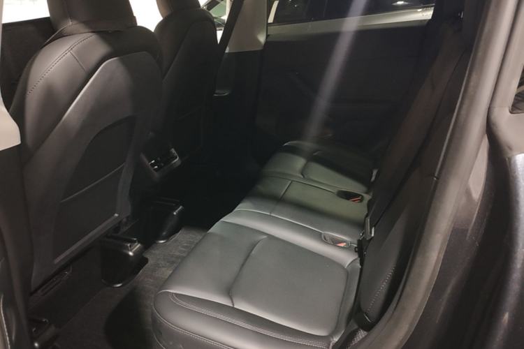 Used Tesla Model Y 2024 Rear-Wheel-Drive Version
