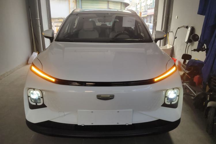 Used Geometry E Firefly 2024 301km Flowing Light