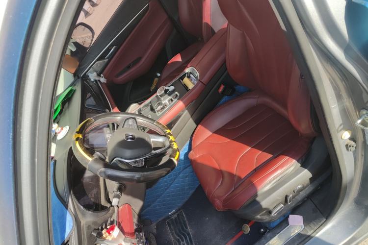 Used Changan CS85 COUPE 2019 2.0T Automatic Smart Version China V Standard
