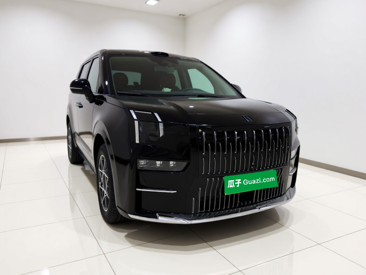 Zeekr 009 2024 Six-Seat Executive Version 4WD 108 kWh — снимка 3
