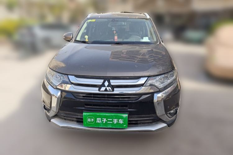 Used Mitsubishi Outlander 2018 2.4L 4x4 Elite Edition 5 Seats Front