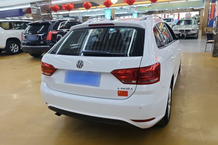 Used Volkswagen Gran Lavida 2015 1.6L Automatic Fashion Edition