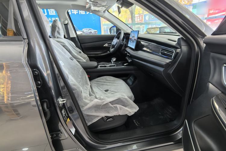 Used Changan CS75 2026 Model PRO 1.5T DCT Prestige 7-Seater