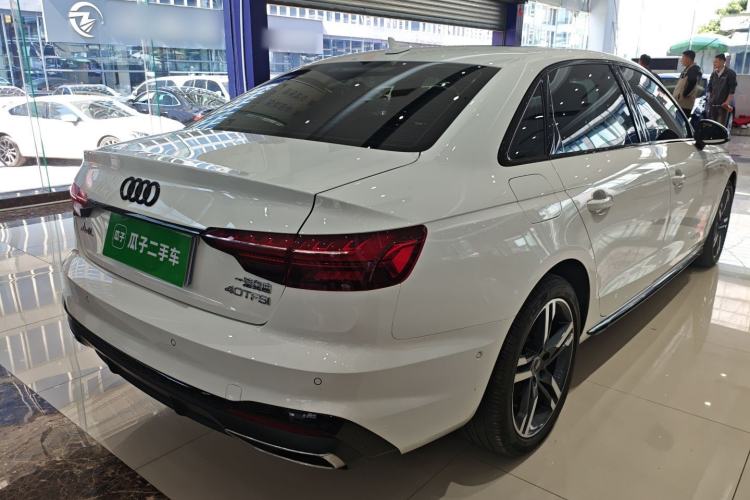 Used Audi A4L 2022 40 TFSI Luxury Dynamic Model
