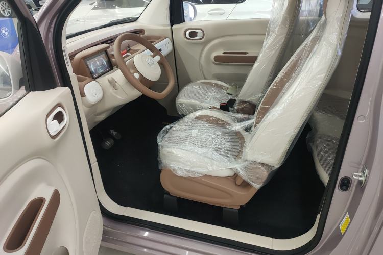 Used Bestune Pony 2026 222km Colorful Horse