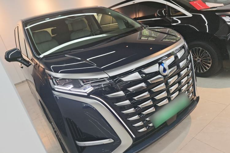 Used Denza D9 2022 DM-i 970 Four-Wheel Drive Flagship Model