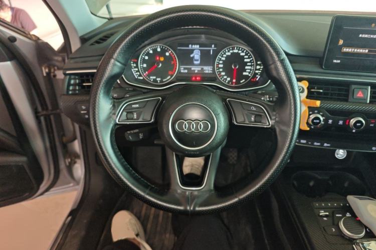 Used Audi A4L 2017 40 TFSI Ambition Edition