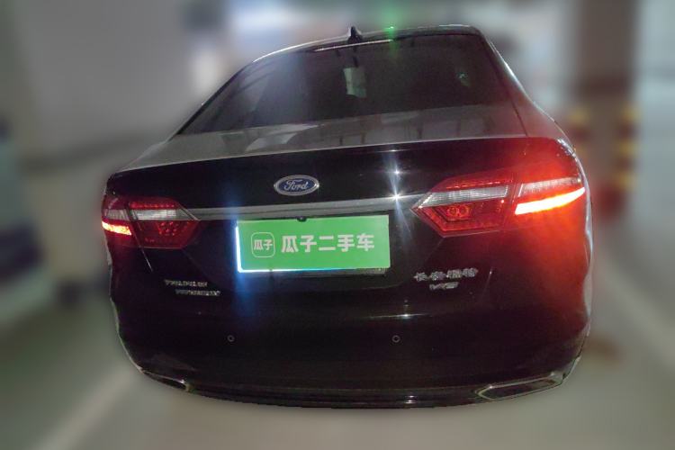 Used Ford Taurus 2017 EcoBoost 325 V6 Flagship Model
