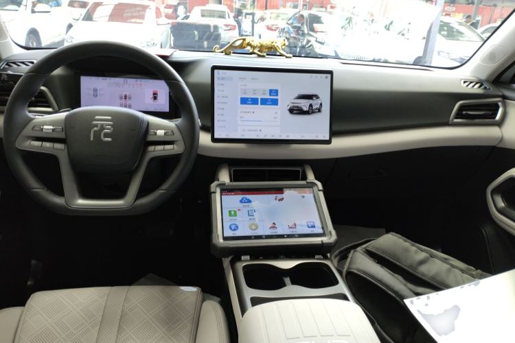 Used BYD Yuan UP 2025 Intelligent Driving Version 401 KM Dynamic Edition
