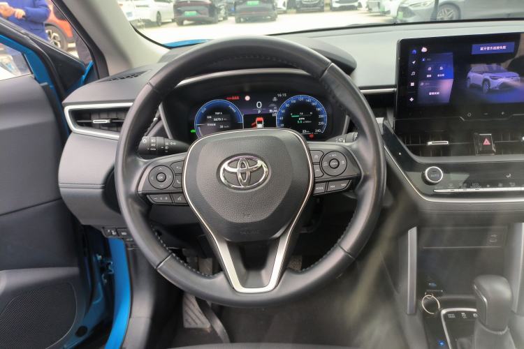 Used Toyota FRONTLANDER 2023 2.0L Smart Electric Hybrid Dual-Engine Deluxe Version
