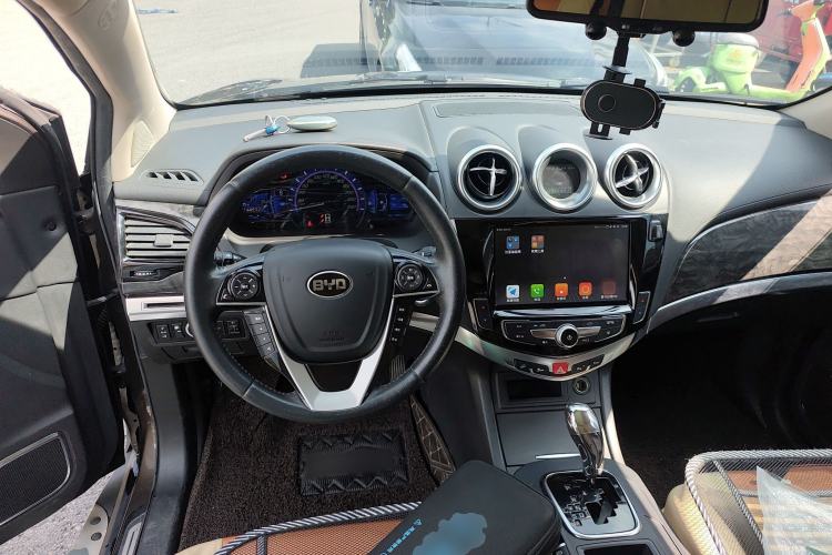 Used BYD S7 2017 2.0T Automatic Prestige Edition