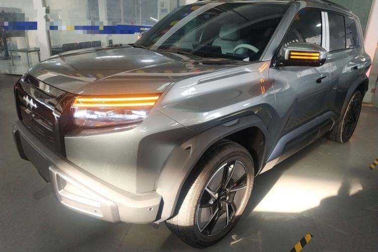 Used Formula Leopard Titanium 3 2025 501KM All-Wheel Drive Intelligent Driving Ultra Version