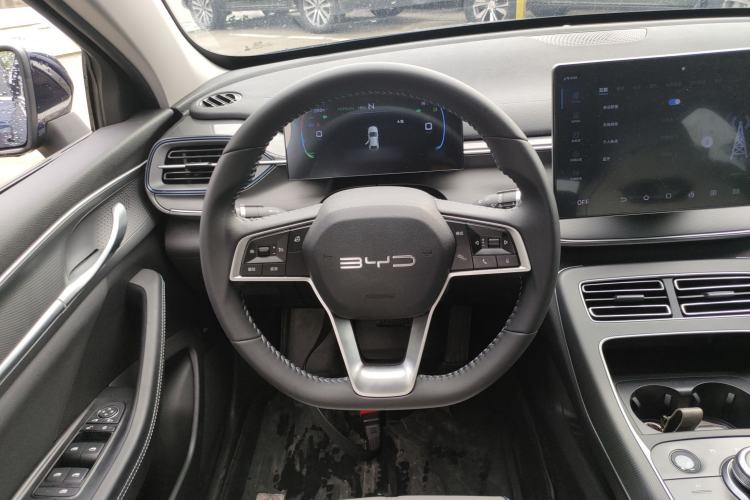 Used BYD Destroyer 05 2024 HONOR Edition DM-i 55KM Luxury Model Steering Wheel
