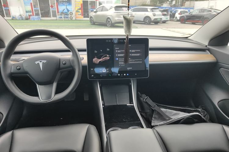 Used Tesla Model 3 2020 Long-Range Rear-Wheel-Drive Version
