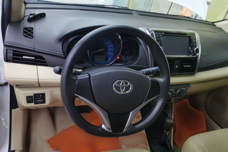 Used Toyota YARiS L Zhi Xuan 2015 1.5E Automatic Charm Edition