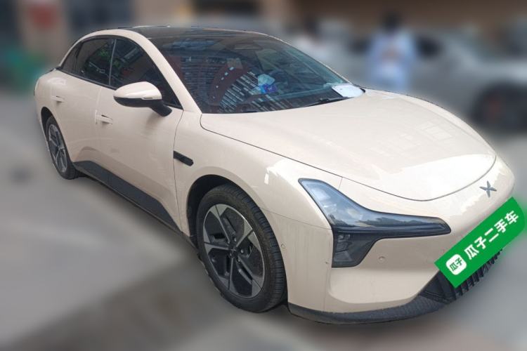 Used XPeng MONA M03 2024 620 with Ultra-Long Range Front Right 45 Deg