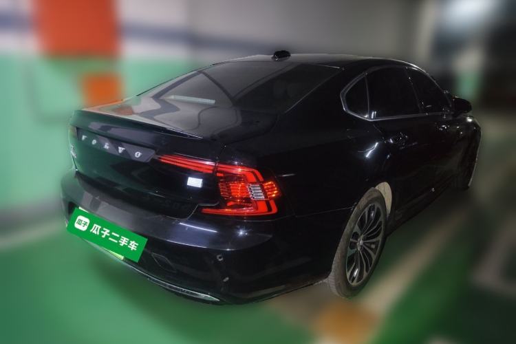 Used Volvo S90 New Energy 2023 T8 Plug-in Hybrid All-Wheel Drive Long-Range Zhiyi Luxury Edition Rear Right 45 Deg