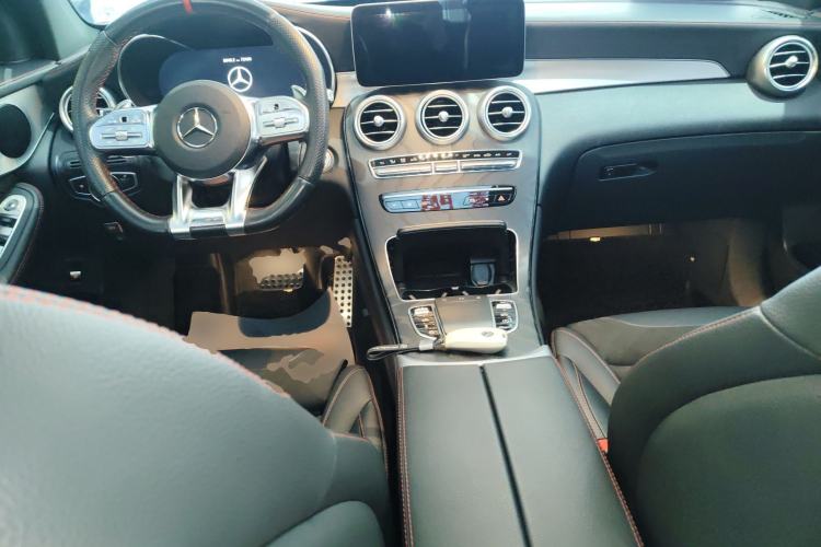 Used Mercedes-Benz GLC AMG 2022 AMG GLC 43 4MATIC Center Console