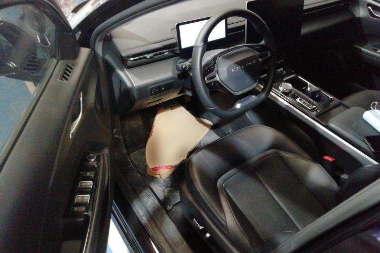 Used Wuling Xingguang 2023 150 Advanced Edition
