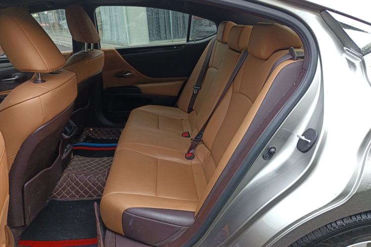 Used Lexus ES 2018 260 Excellence Edition China V Standard