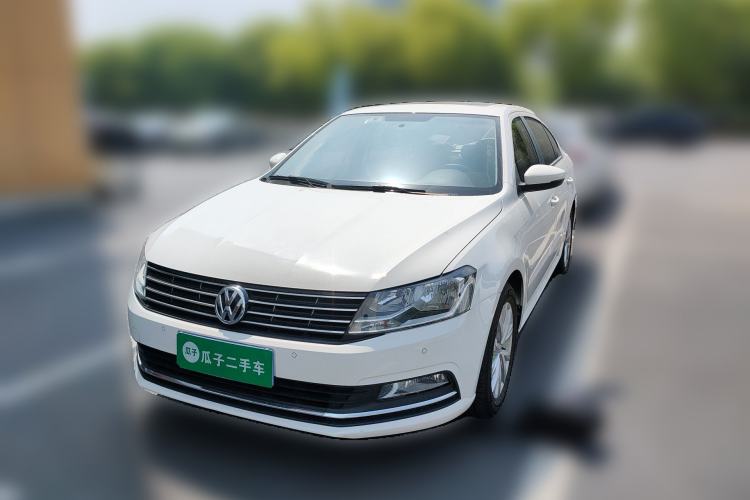 Used Volkswagen Lavida 2015 1.6L Manual Comfort Edition