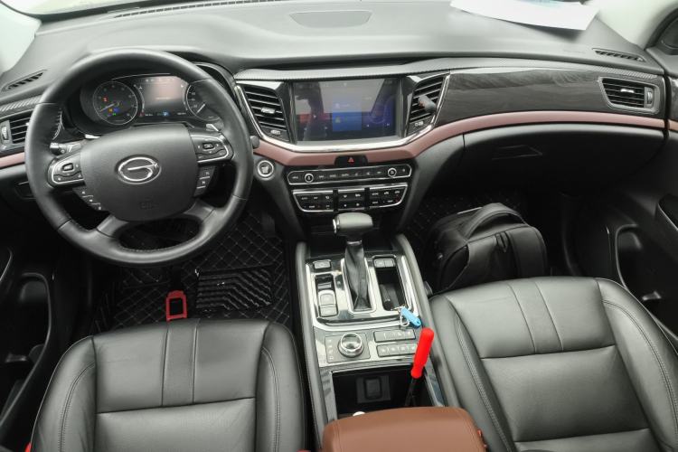 Used GAC Trumpchi GS8 2017 320T Four-Wheel Drive Luxury Smart Connectivity Version (7 Seats)