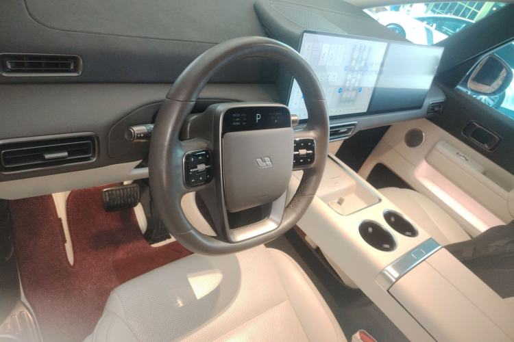 Used Li Auto MEGA 2024 Ultra Model