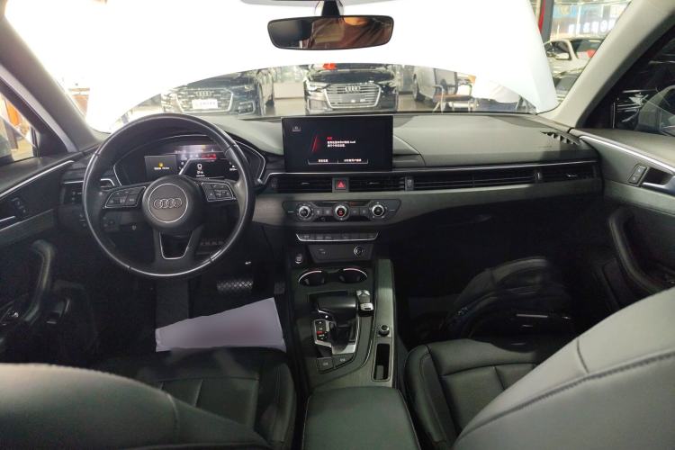 Used Audi A4L 2022 40 TFSI Stylish and Elegant Edition Center Console