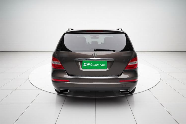 Used Mercedes-Benz R-Class 2014 R 320 4MATIC Business Model Exterior 4