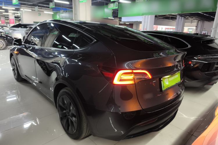 Used Tesla Model Y 2024 Rear-Wheel-Drive Version
