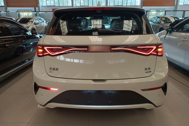 Used BYD Dolphin 2025 Smart Drive Version 420 km Freedom Edition