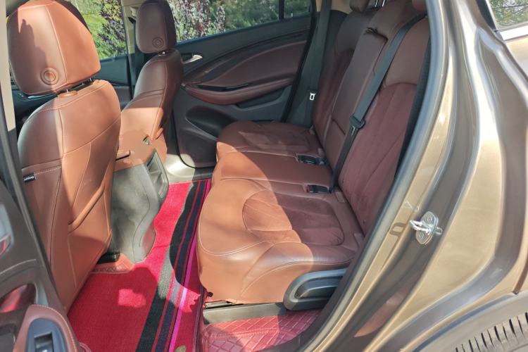 Used Buick Envision 2016 28T Four-Wheel Drive Elite Version Left Rear Seat