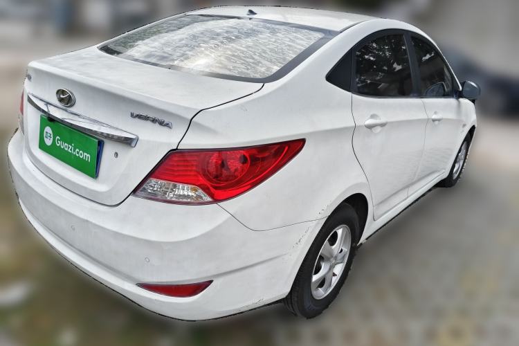 Used Hyundai Verna (older generation) 2010 Sedan 1.4L Automatic Fashionable GT Model Rear Right 45 Deg