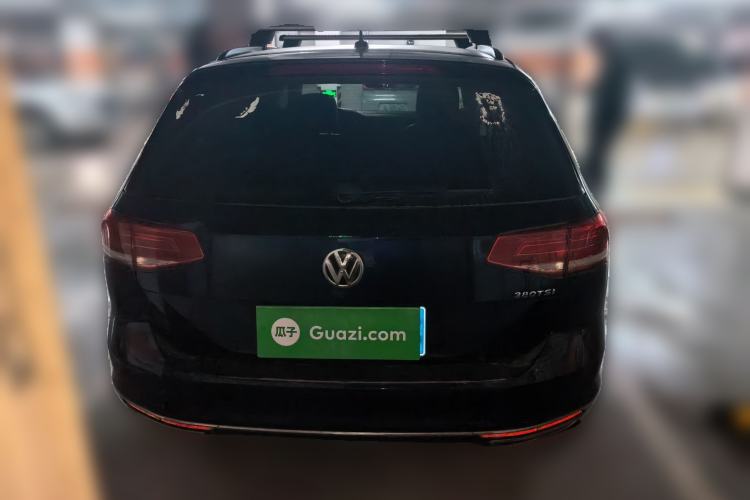 Used Volkswagen Variant 2018 380TSI Two-Wheel Drive Comfort Edition