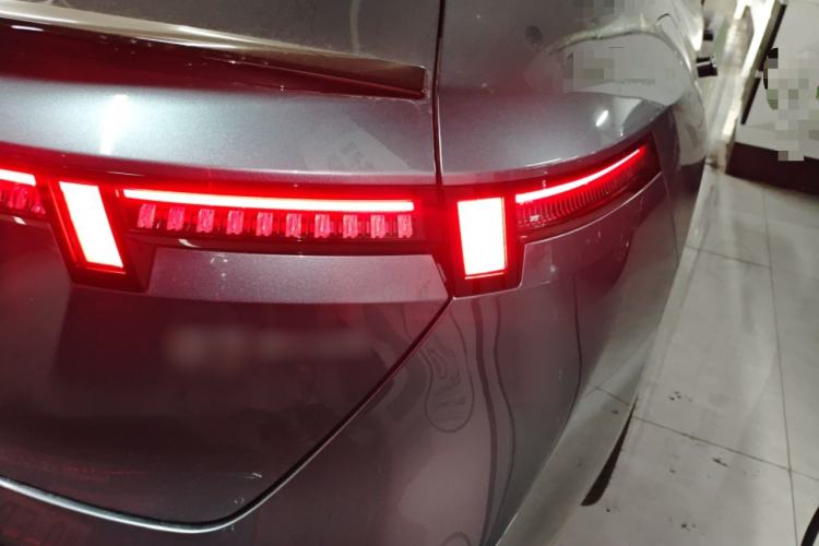 Used Lynk & Co 07 2024 EM-P 126 Long-Range Ultra Right Rear Taillight