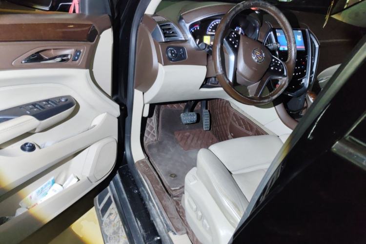 Used Cadillac SRX 2013 3.0L Leading Model