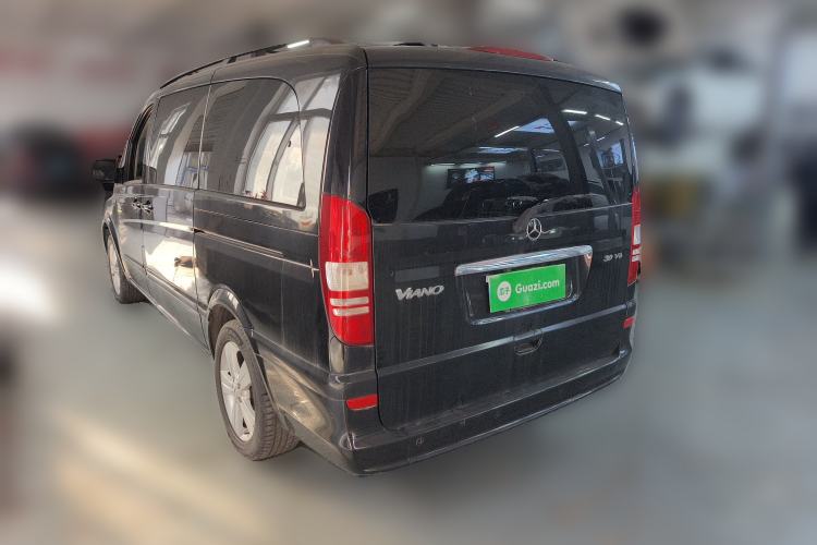 Used Mercedes-Benz Viano 2013 3.0L Hospitality Edition