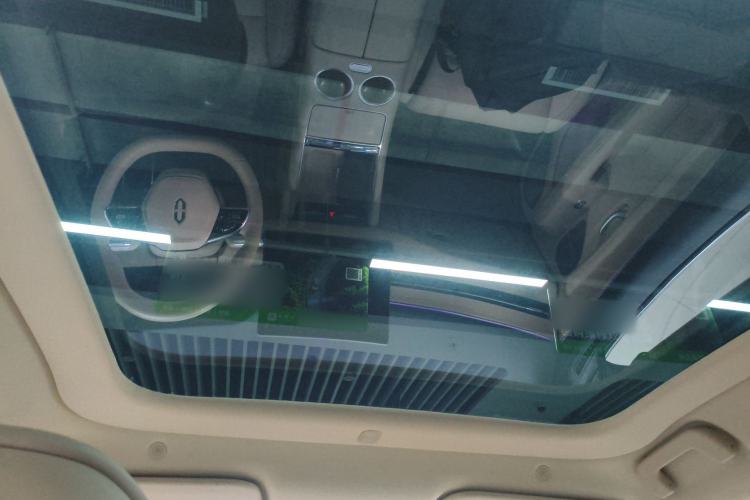 Used Hima AITO M5 2025 Extended-Range Ultra All-Wheel-Drive Version Headliner