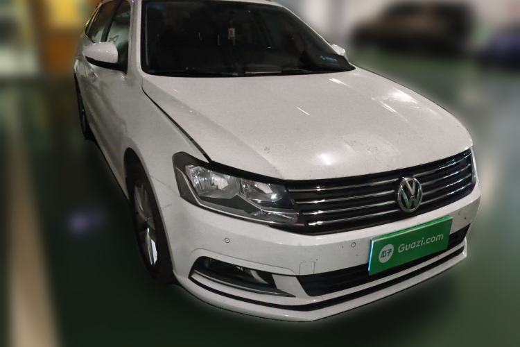 Used Volkswagen Gran Lavida 2015 1.6L Automatic Comfort Edition
