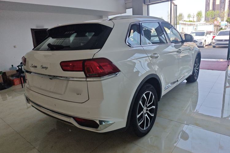 Used Zotye Domy X7 2017 1.8T Manual Luxury Model Rear Right 45 Deg