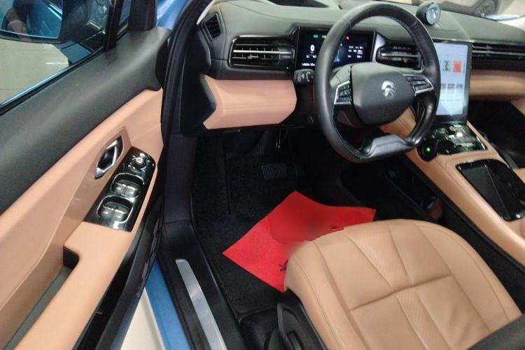 Used Nio ES8 2018 355 km Base Version 7-Seater Edition