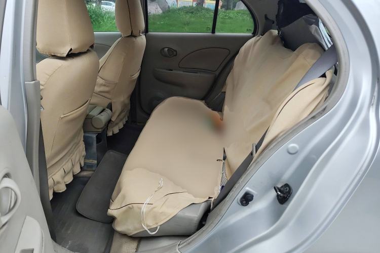 Used Nissan March 2010 1.5L Automatic Easy-Style Version
