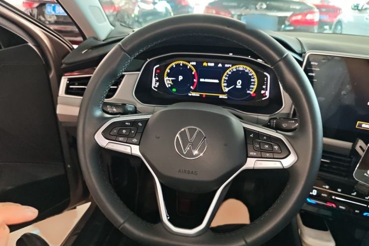 Used Volkswagen Bora 2023 300TSI DSG Prestige Edition