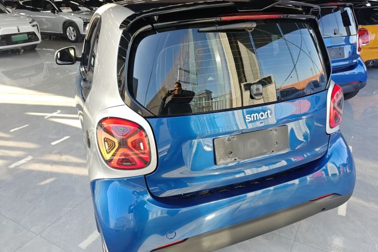 Used smart fortwo 2018 0.9T 66 kW Hardtop Sharp Edition China V