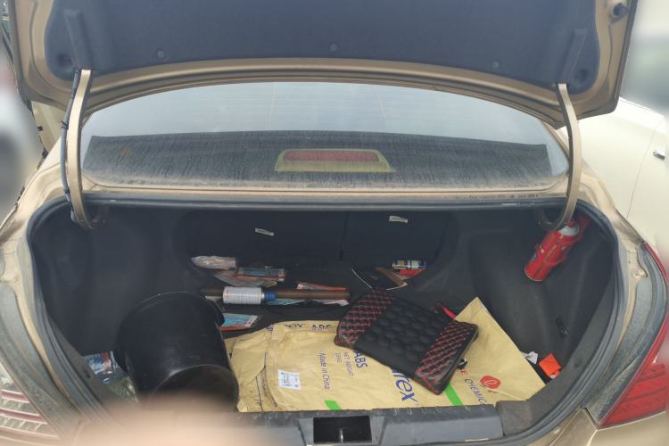 Used Geely Auto Classic Emgrand 2010 Sedan 1.8L Manual Luxury Model