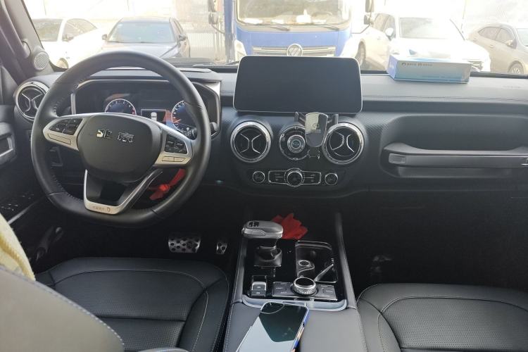 Used BAIC Off-Road BJ40 2023 2.0T Automatic Four-Wheel Drive Urban Hunter Edition Chivalrous Type