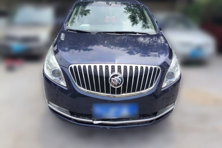 Used Buick GL8 2011 2.4L CT Luxury Business Comfort Edition Front