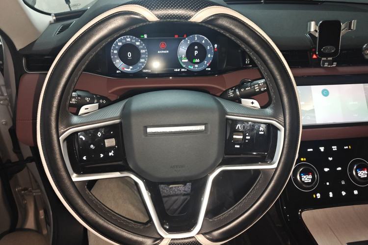 Used Land Rover Range Evoque New Energy 2023 Aurora L P300e Plug-in Hybrid Electric Version Steering Wheel