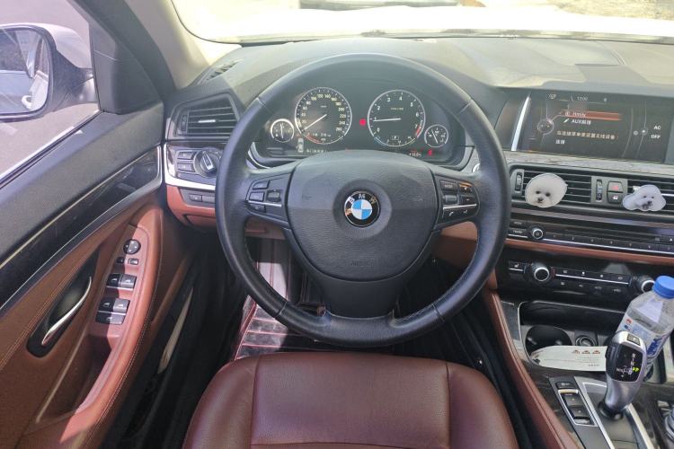 Used BMW 5 Series 2014 525Li Leading Model Steering Wheel